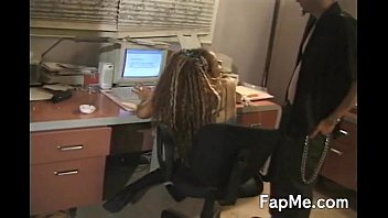 Preview 1 of Young Garl Red Wap - Big tit girl gives head to her man