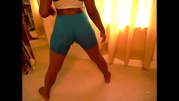 Preview 4 of Saw Mother - Phat Ass Shaking And Twerking