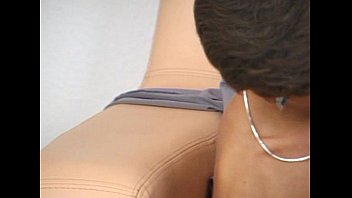 Preview 1 of Indian Ladys Sexo - JuliaReaves-XFree - Hausfrauen Report Extra - scene 1 - video 2