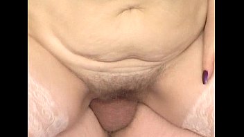 Preview 3 of Yes Xxx Hewan - JuliaReaves-XFree - Hausfrauen Report Extra - scene 4 - video 2
