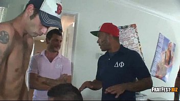 Preview 3 of Squirting Kings - Fratmen guy tasting blowjob