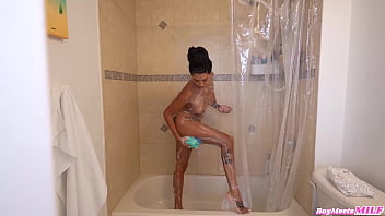 Preview 1 of School Sax Vidio - Hot Roommate Gets Spied on in Shower and Agrees to Fuck Me - Coco Bae - Johnny Love