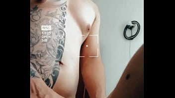 Preview 1 of Gay Garotos Na Webcam - Sexo bigboytattoo con flaca sexy aguantadora
