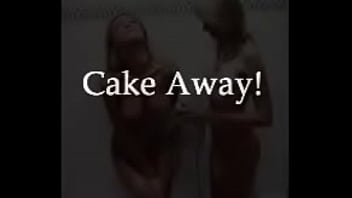 Preview 1 of Naked Pussyxxl - cake away