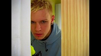 Preview 2 of Single Frauen Norderstedt - Lycos/MansefLycos - YOUNG BOYS - scene 2 - video 1
