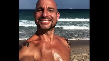 Preview 3 of Married Ffm - BEACH BODY PORN STAR
