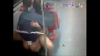 Preview 3 of Lesbian Bbw Loud Moaning - casal fazendo sexo dentro de um trem.FLV