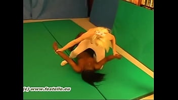 Preview 1 of Rapemuvi - Pantyhose Catfight Ellie vs Tink 2