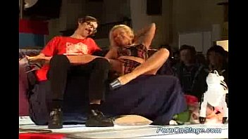 Preview 1 of Trim 7l6ehk Mov - Porn on stage teasing horny