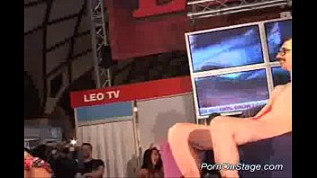 Preview 4 of Trim 7l6ehk Mov - Porn on stage teasing horny