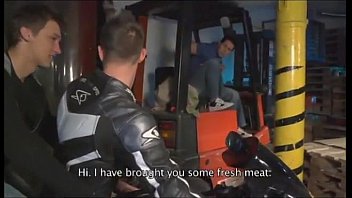 Preview 1 of Massagessex Mp3 - Twinks bareback euro frat boys
