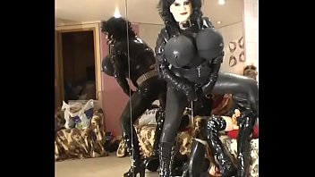 Preview 2 of Sofa Pai Xx - Roxina2006MatureDollFullRubber160206XL.WMV