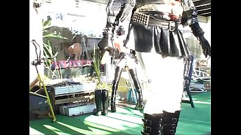 Preview 1 of Alison Torye - Roxina2007LivingDollInGarden171007XL.WMV