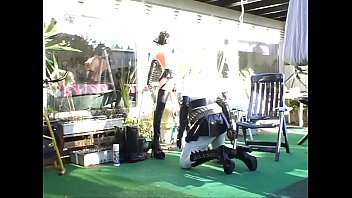 Preview 3 of Ebony Twins Anal - Roxina2007GardenQueen171007.WMV