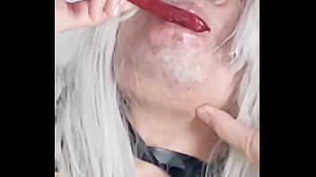 Preview 3 of Old Lewsbian - Cyno Cosplayer Snacking 2