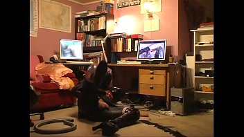 Preview 4 of Unsensort - Roxina2009FuckToyGurl310109XL.WMV