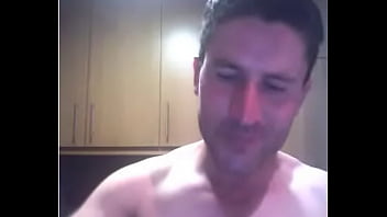 Preview 4 of Mom And Wife Threesome - rogeriomaxman- 27Guimaraes