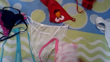 Preview 3 of Quik Fucking Homemade - unas tangas de mi coleccon