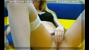 Preview 1 of Handycam - cutie Rubs Pussy050405