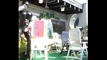 Preview 2 of Sauna Maniado - Roxina2006PosesInHotZentai140906XXL.WMV