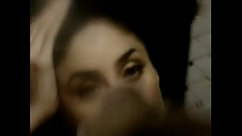 Preview 1 of Outside Dildo - Kareena kapoor  cum.rmc