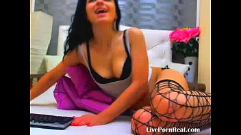 Preview 1 of In Market Fuck - miss suckable can do it by herself(1)