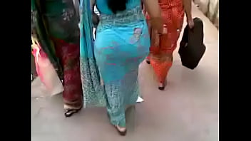 Preview 1 of Brites Sax Xxx Video - mature indian ass in blue saree.flv - YouTube