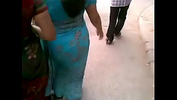 Preview 4 of Brites Sax Xxx Video - mature indian ass in blue saree.flv - YouTube