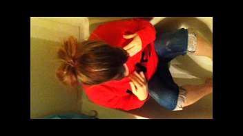 Preview 2 of Xx Bf Nepali Party - Hot amatuer takes a piss shower