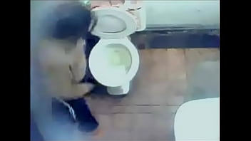 Preview 4 of Porn Germans Drinking Piss Orgy - ACHICANDO LA BOMBA
