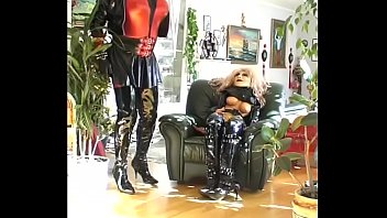 Preview 4 of Fat Sister Loves Fuck Brother - Roxina2007LadyOfTheHouse180307.WMV