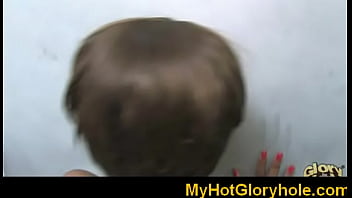 Preview 4 of Oqihfysfs - Chocolate babe sucking white cock Gloryhole 10