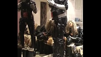 Preview 1 of Free Adult Anal Story Lit - Roxina2007HornyLatexBabe020307.WMV