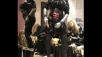 Preview 3 of Tv Palamber - Roxina2007SelfFuckingDoll020307.WMV