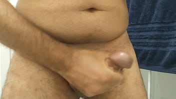 Preview 4 of Sexy Russia Young - Experimentando Anel Peniano e gozando gostoso pau duro cabe&ccedil_udo