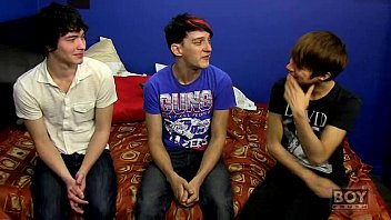 Preview 1 of Mouth In Pen - This Try-Out is a Threesome!