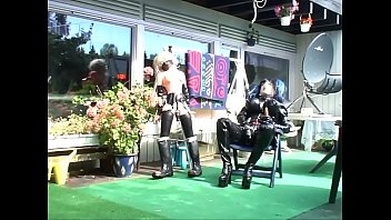 Preview 3 of Mmf Skiing Handjob - Roxina2008RubberGurl&amp_GardenDoll270308XL.WMV
