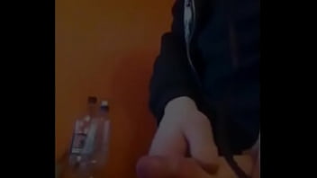 Preview 1 of Twink Smal - Mediocre Cumshot