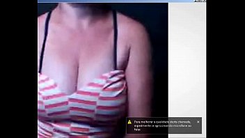 Preview 1 of Papa I Hija - peituda gostosa mostrando no msn