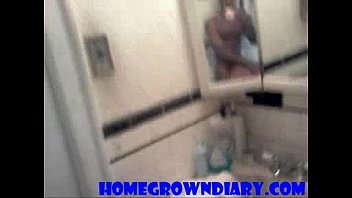 Preview 3 of Sunny Leone Ass Shaking - black guy fucks girlfriend in bathroom