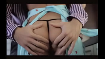 Preview 2 of Beautyful Narrow Pussy - Esposa deliciosa na cozinha desperta o tesao do marido