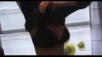 Preview 2 of Black Girl Fuck - Fudendo no trem