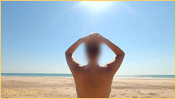 Preview 2 of Indian Finger Sex - Suns out! Bums out!