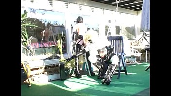 Preview 3 of Dasi Boy Sex Dasi Anty - Roxina2007WorshipRubberSlave171007.WMV