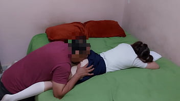 Preview 2 of Indian Xvdo - Padrastro ayuda a su hijastra teen Estudiante con la tarea- Nunca dejes sola a una teen colegiala con su padrastro