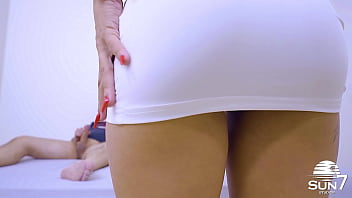 Preview 1 of New Chaina Sex Xxx - A del&iacute_cia da CAROL FENIX veio me seduzir e n&atilde_o resistiu e caiu de BOCA no meu PAU,  at&eacute_ liberou o CUZINHO