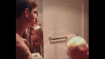 Preview 4 of Orgasm Japanese Comi - Cinco meninos gays se masturbando - www.arquivogls.com