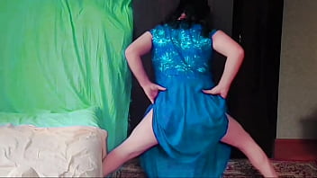 Preview 2 of Xxx Video Dog With Sexy Girl - Clothing Tricks: Unleashing Creativity with Every Cloth