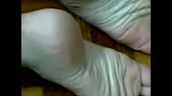 Preview 4 of Deep In Milf Pussy - Chinese Friend&#039_s Feet 3