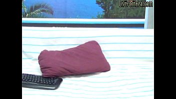 Preview 4 of Cuckold Family Real - brunette showing her pussy to the camera(4).wmv